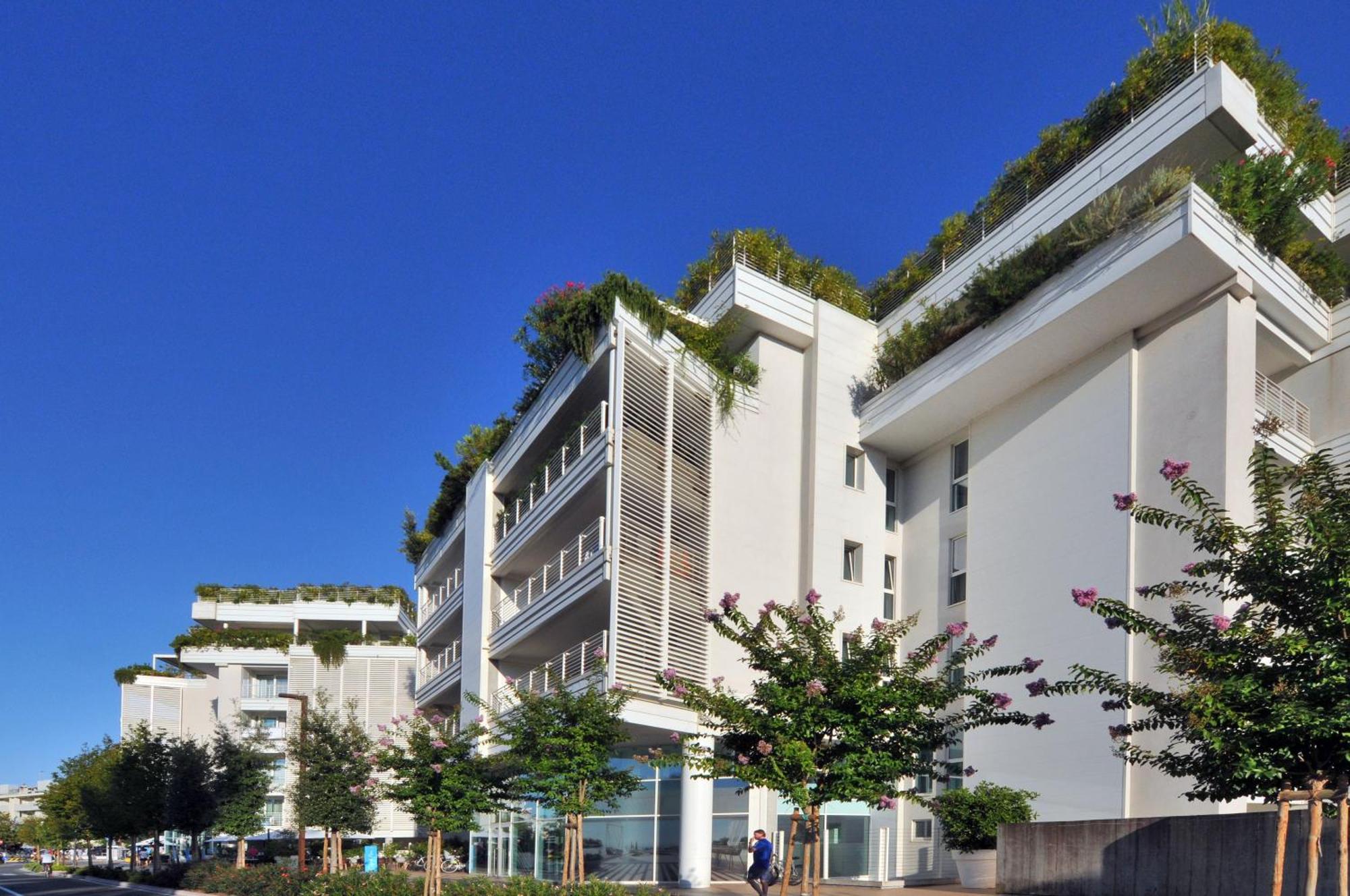 Marina Verde Resort Official Каорле Экстерьер фото